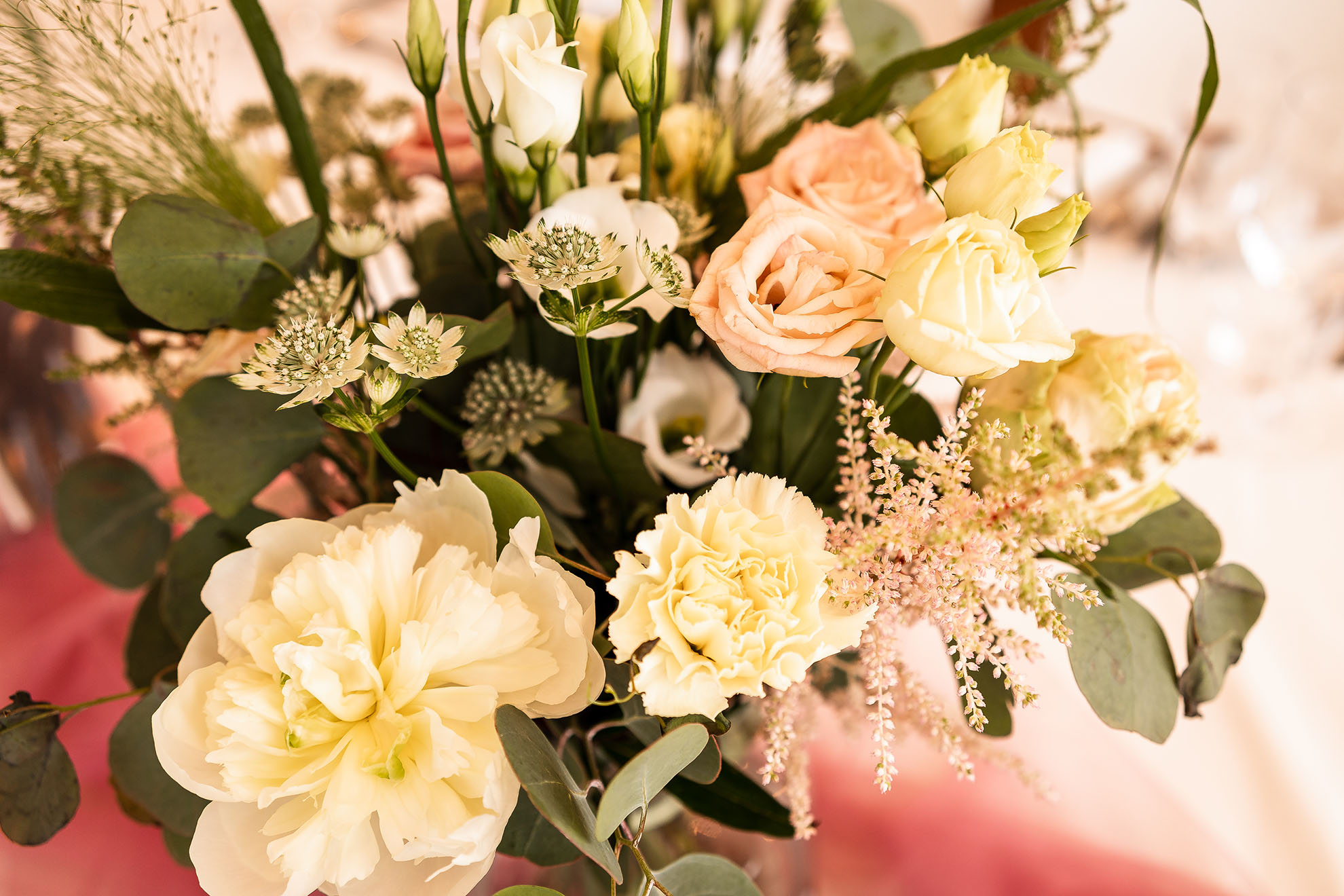 Wedding breakfast room flowers