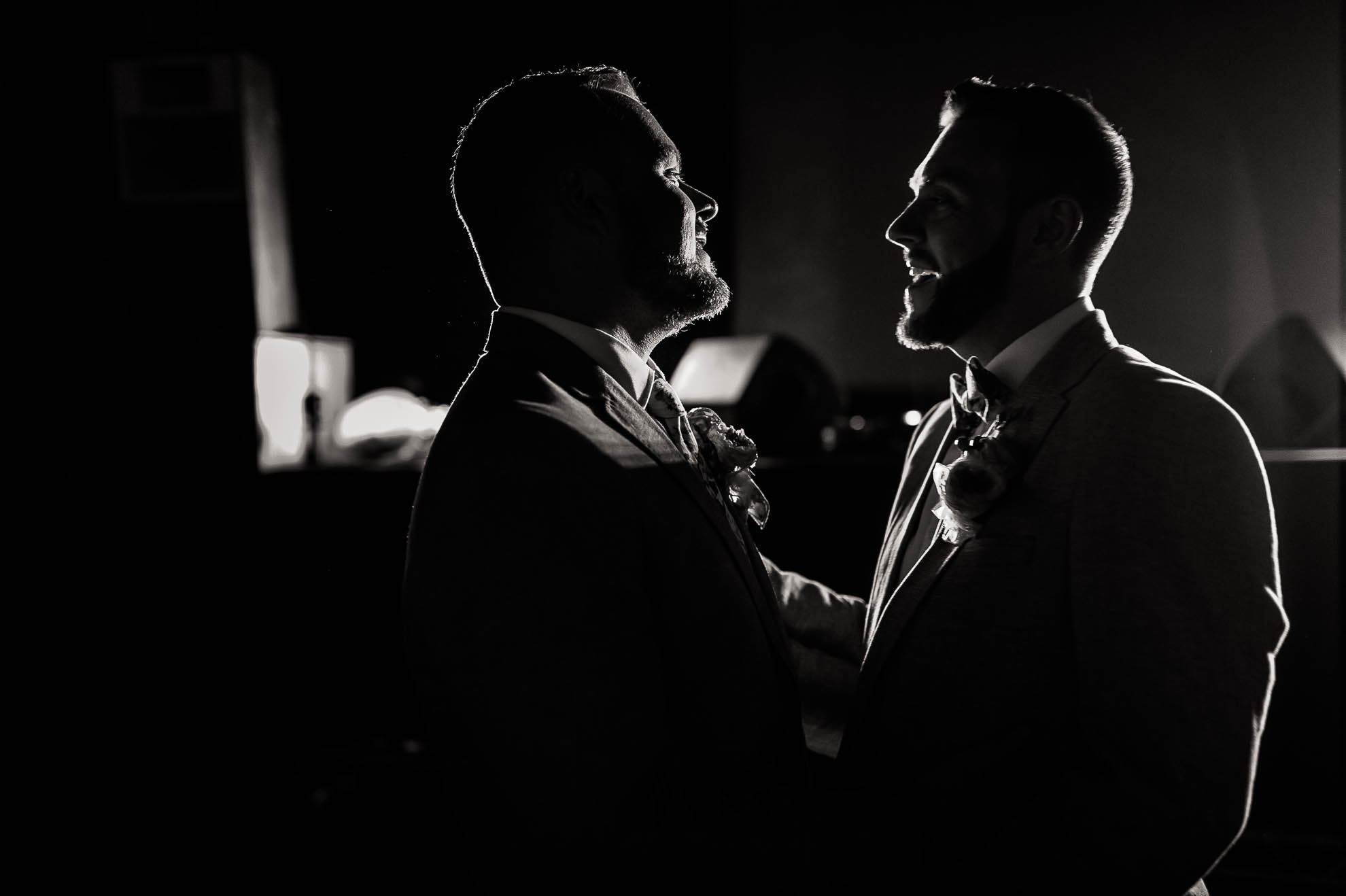Mark & Luke sing during the first dance