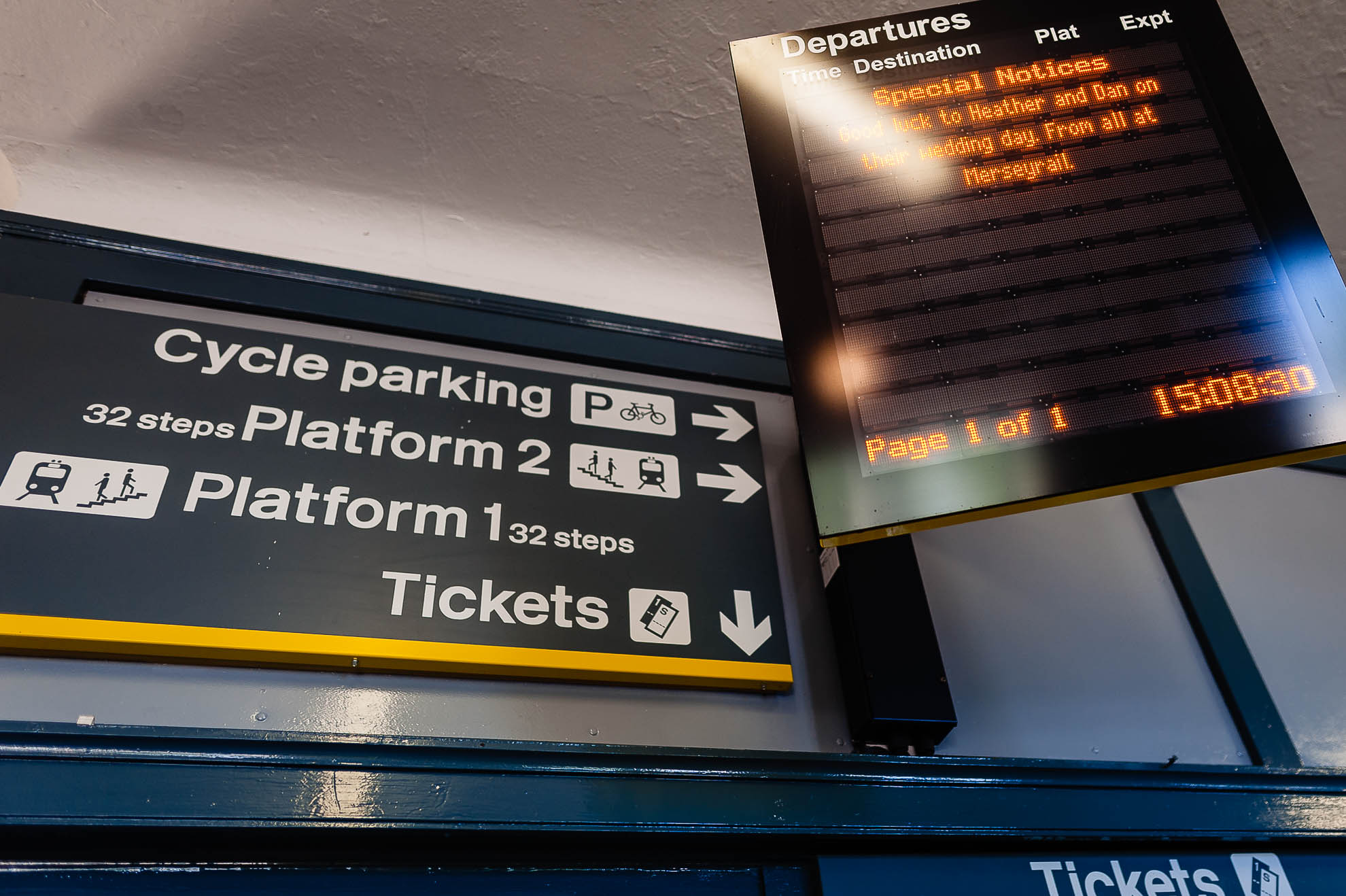 Merseyrail notice board