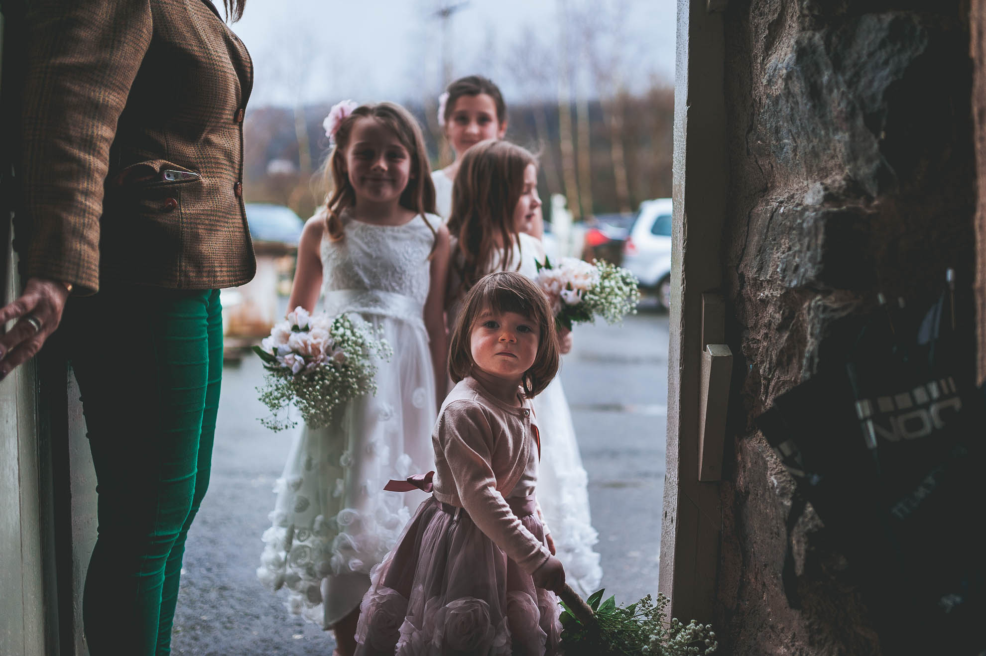 flower girls wait 