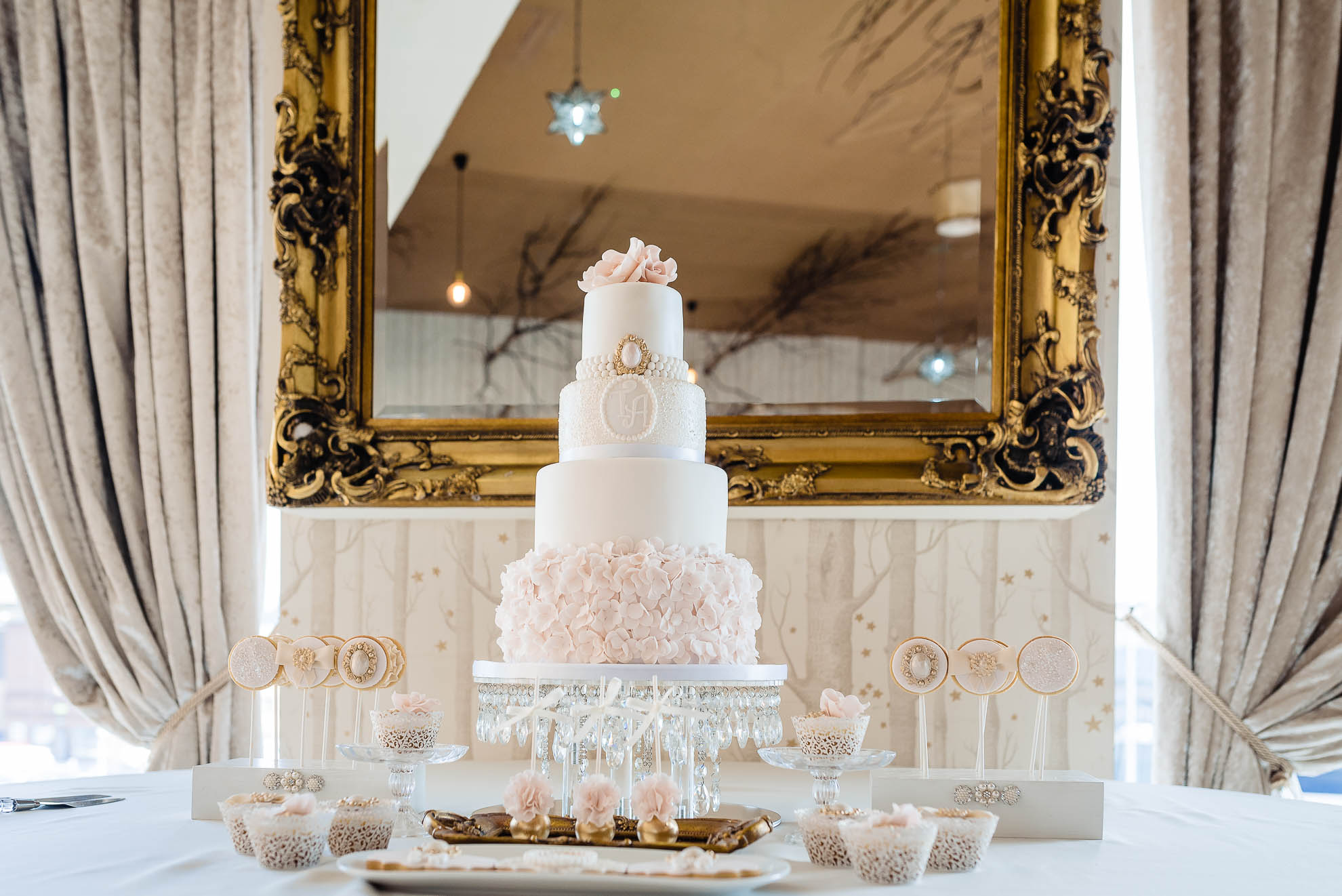 wedding cake