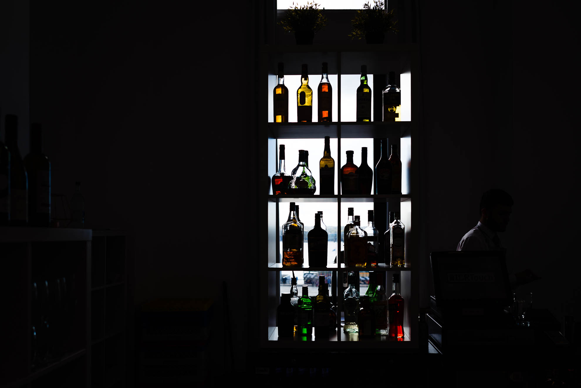 Bottle of alcohol silhouette