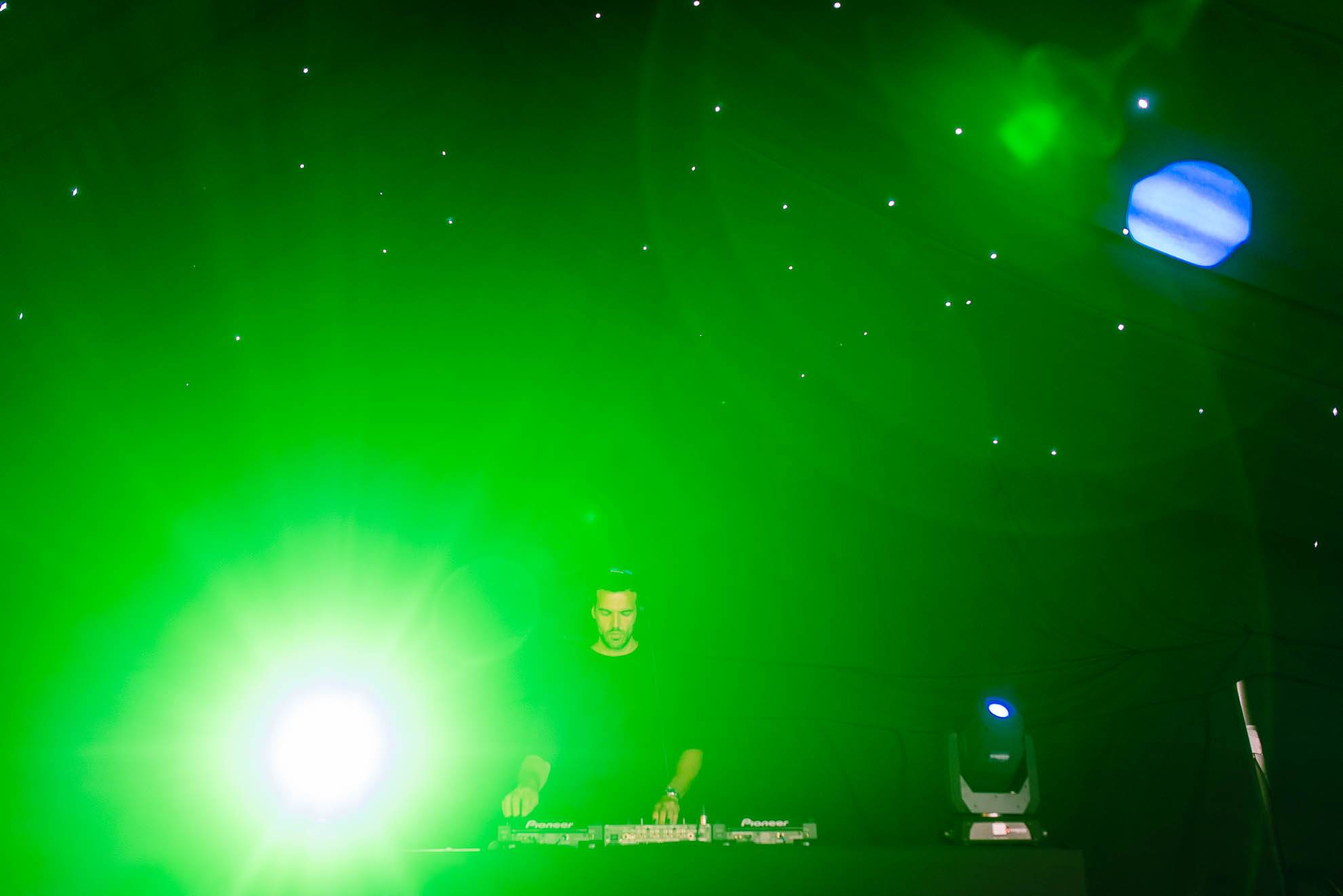 Dj warming up