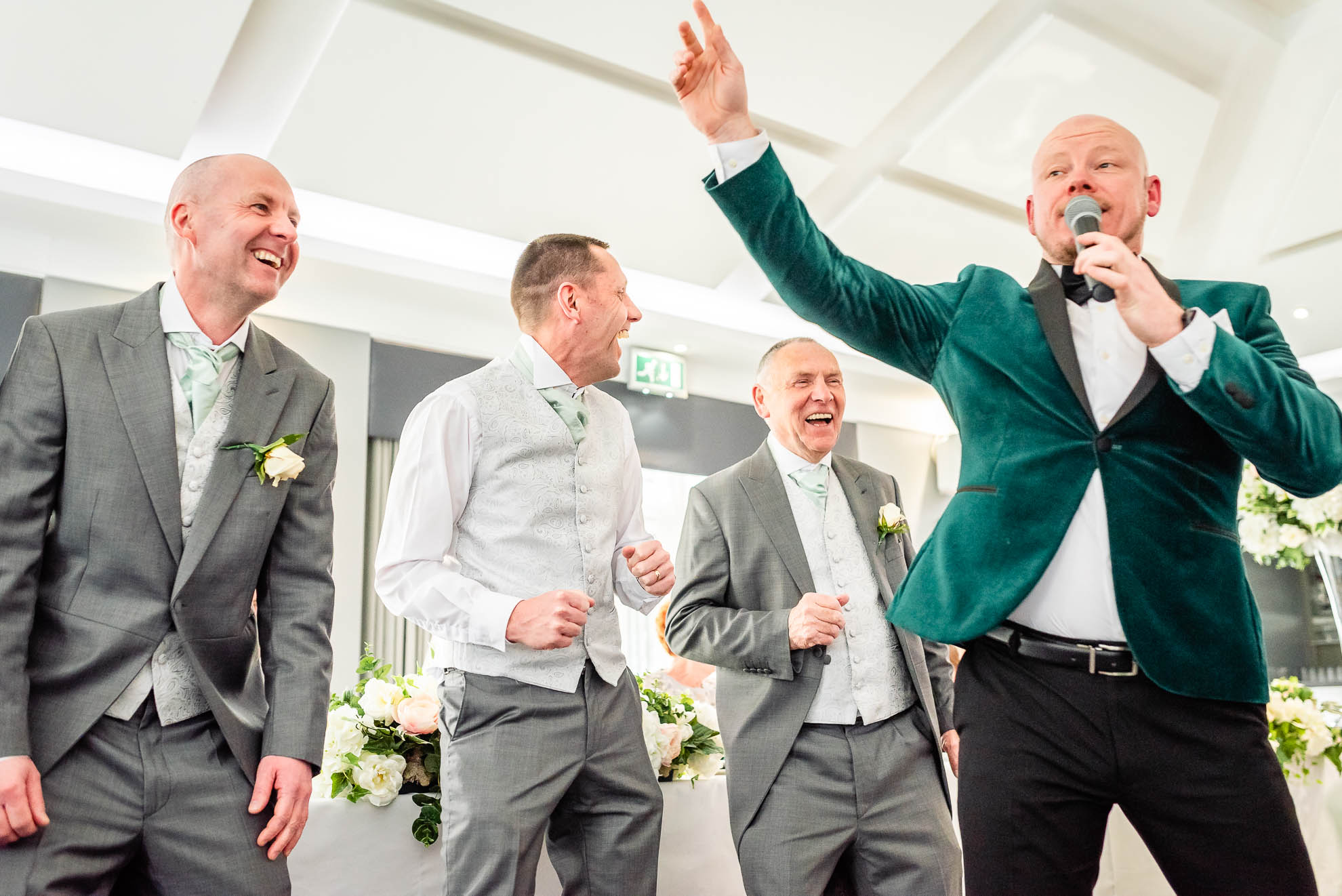 wedding singer has bridal party dancing