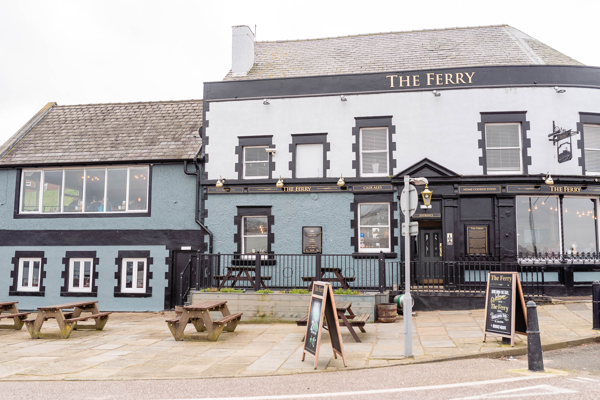 The Ferry pub