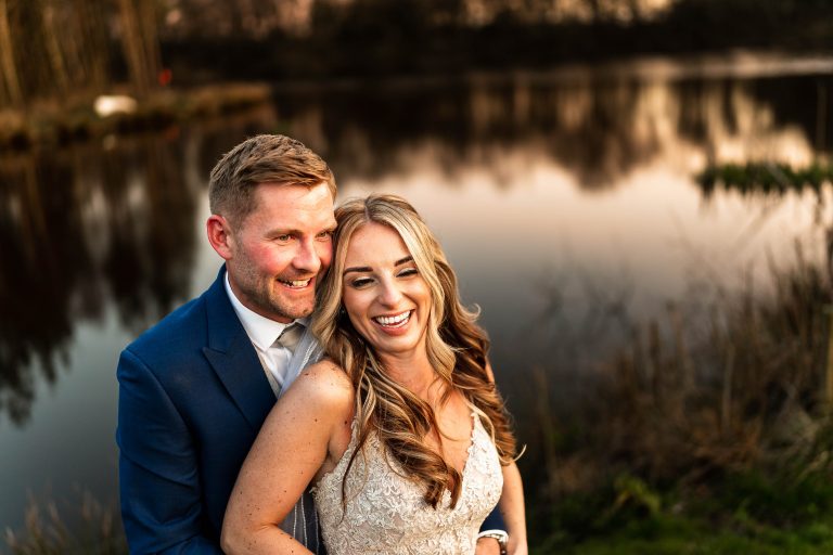 How Much Should You Pay for a Wedding Photographer?